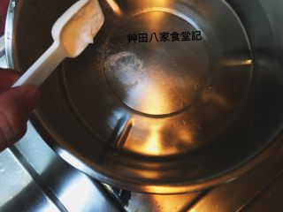 巧達義大利麵
（1鍋2吃）,冷水1000ml加入5公克鹽巴轉中火至沸騰