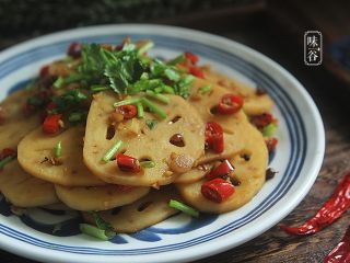 麻辣藕片,习惯性来张特写，诱惑下亲们的味觉~