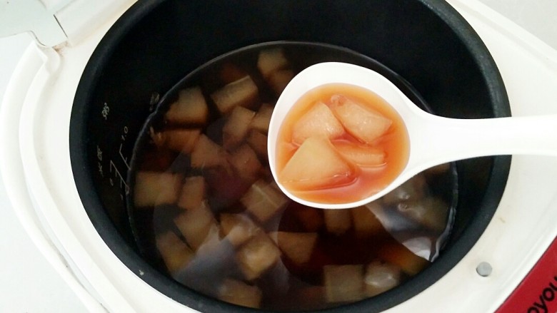 生姜冬瓜饮,半个小时后，冬瓜软，嫩取出放至温热即可饮用！