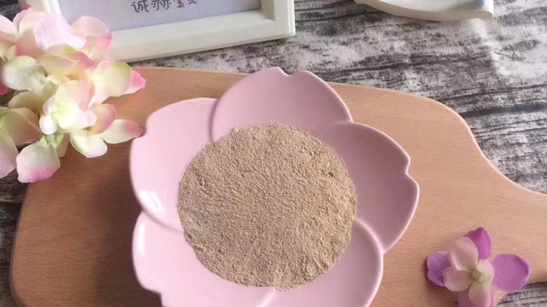 宝宝辅食：香菇虾皮粉,自己做的无添加