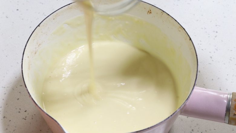 奶香四溢的酸奶厚松饼,搅拌顺滑