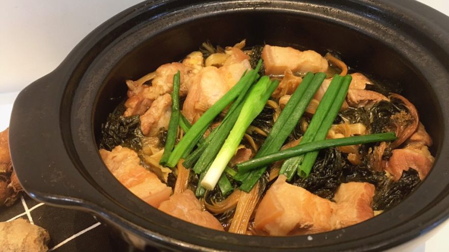 沙姜梅菜腩肉煲（简单版）