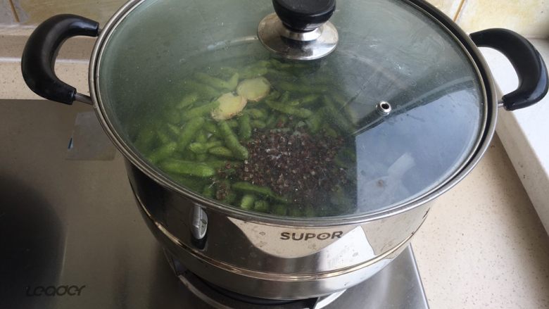 茶香毛豆,开锅煮15-20分钟