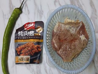 #食二星座# 酱爆牛肉丝,备好食材