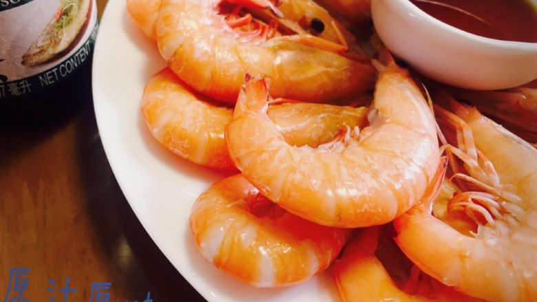 原汁原味白灼虾🦐,简单的做法，你喜欢的什么虾都可以，只要够新鲜，味道就很好.