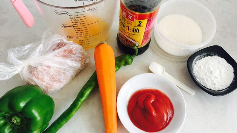 鱼香肉丝——番茄酱版,准备用料