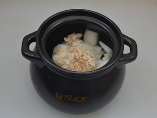 海米冬瓜汤,放入海米