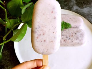 超简易红豆酸奶冰棒,成品