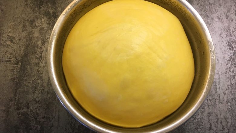 南瓜华夫饼,发酵至两倍大小