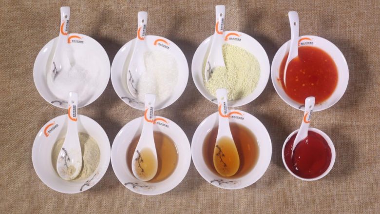 泰汁藕饼,原料准备 糖可以按照自己需求选用