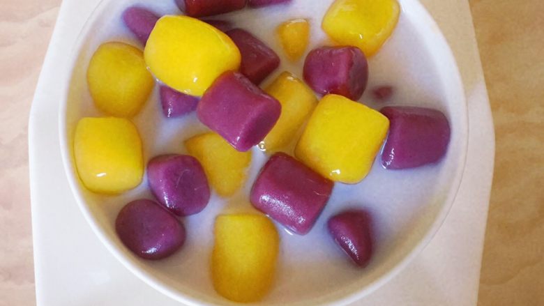 紫薯南瓜双色芋圆,椰奶Q弹芋圆，色香味俱全。