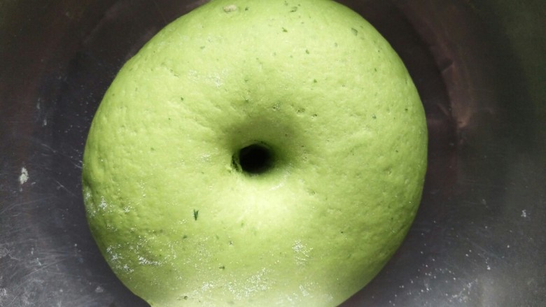 青苹果馒头,密封发酵至两倍大