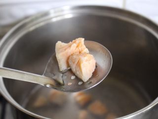 自制三文鱼肉松,煮熟