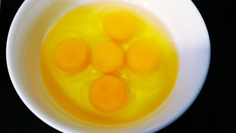 鲜美的蛤蜊鸡蛋羹,打开鸡蛋