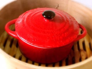 日式茶碗蒸,在蓋上蓋繼續蒸2分鐘