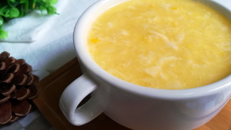 玉米甜汤,加上鸡蛋，营养更是杠杠的