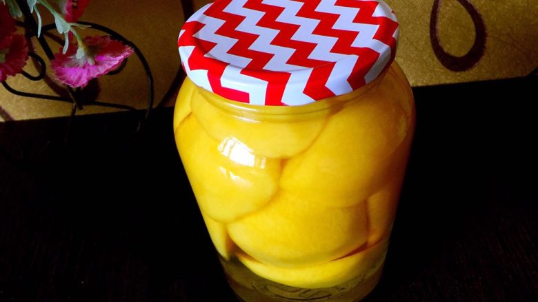 自制黄桃罐头—真正的安全无添加,为了这口安全无添加的绿色食品，快动手做起来吧。