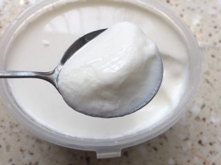 能量酸奶杯,发酵好的酸奶细腻香味十足；