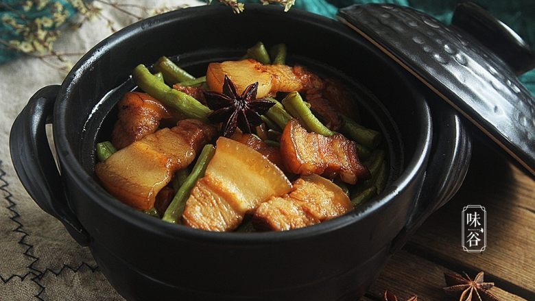 豆角焖肉,习惯性来张特写，诱惑下亲们的味觉！