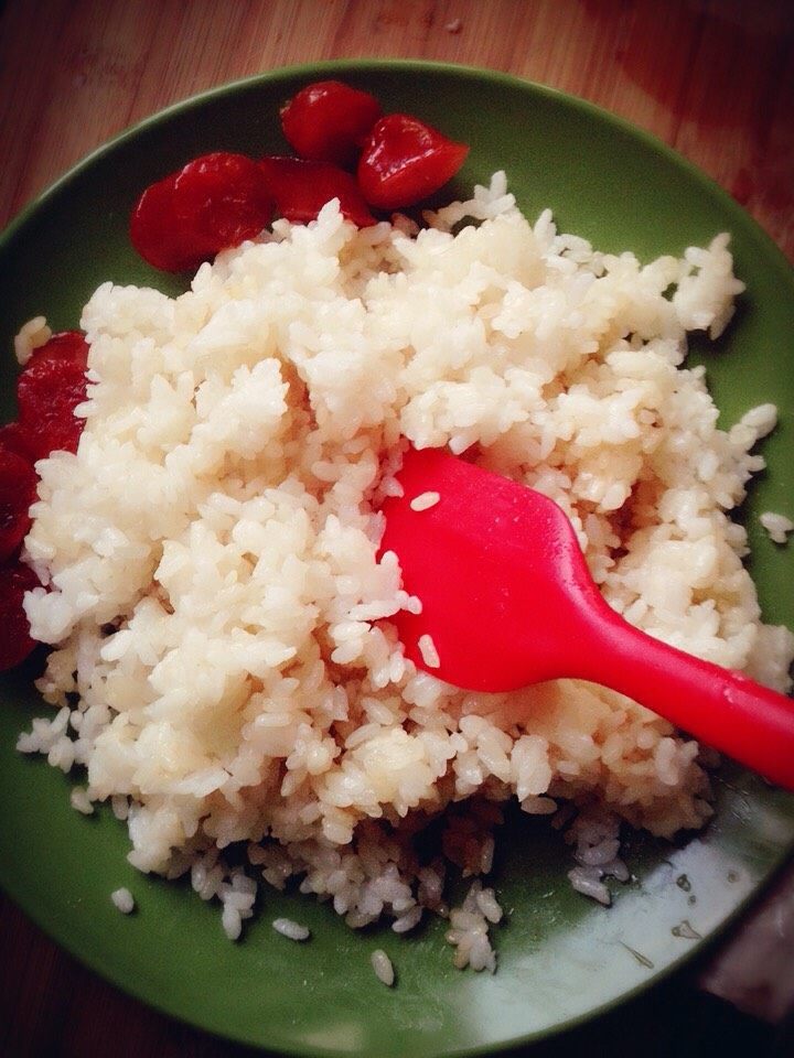 有菜有肉的工作便当,米饭用纯芝麻油拌均匀