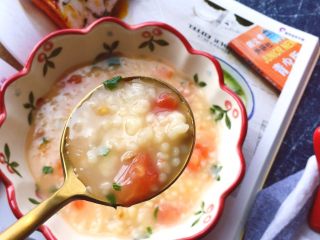 番茄青菜小米疙瘩汤,美丽又好吃的疙瘩汤！