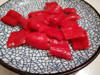 鲜蔬烤串,红椒也切小块