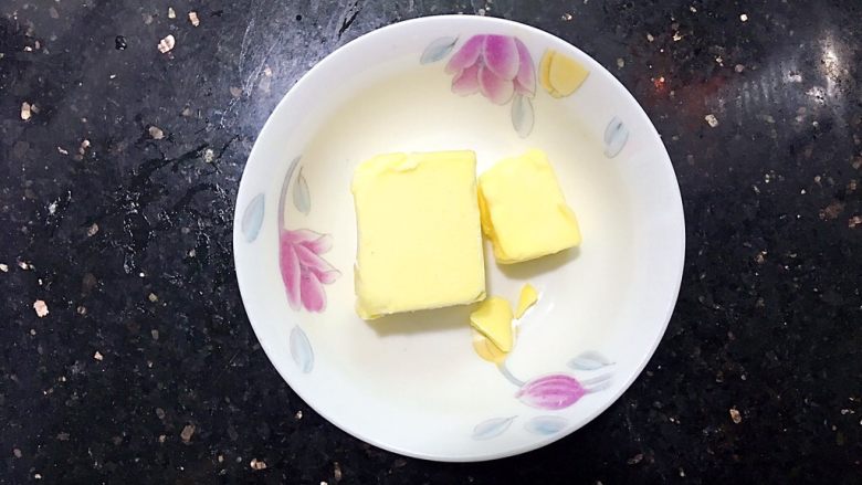 金沙奶黄馅（为月饼季而准备）,无盐黄油30克