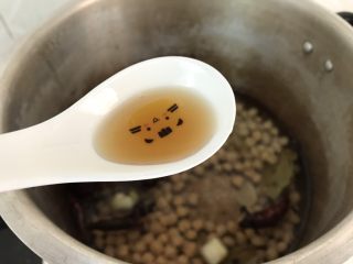 五香鹰嘴豆～健康满分的小零嘴,加入半勺料酒