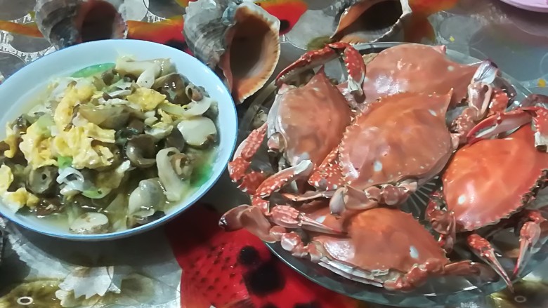 锅烀螃蟹,一桌子海鲜味道