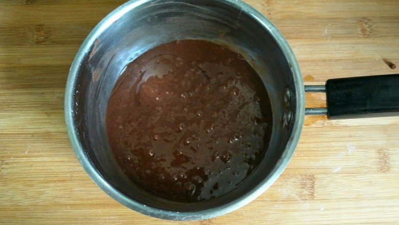 巧克力玛德琳,搅拌均匀后备用，切忌不要搅拌过度