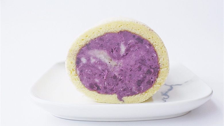 紫薯香芋蛋糕卷,侧面来一张