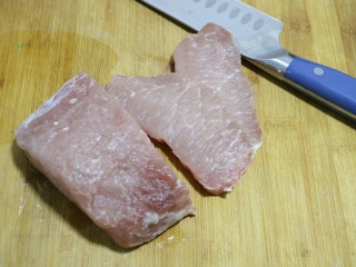秘制小排肉,将里脊切略厚些的片