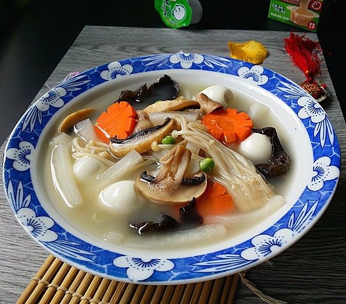 盛世芳华菌菇浓汤菜谱图片
