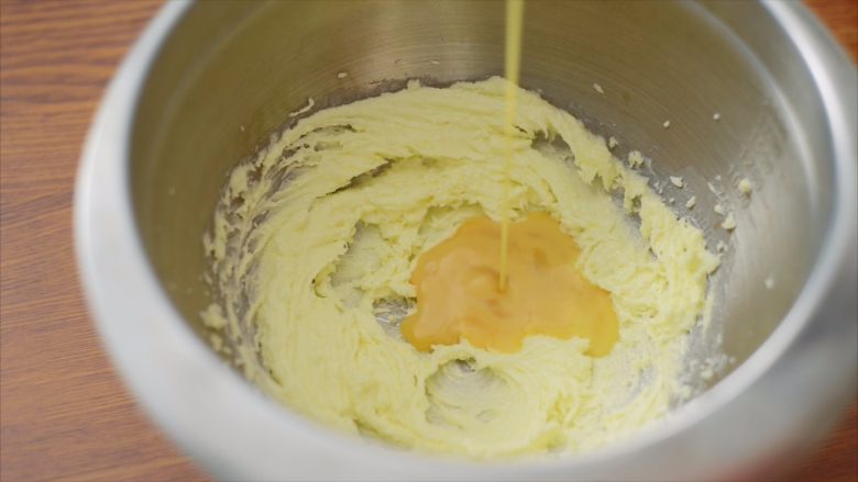 小山进乳酪挞·改,加入20g蛋液，打发