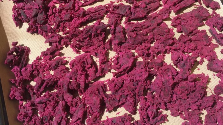 自制紫薯粉,如果没有烤箱的可以直接用太阳直晒