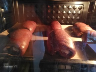 麻薯多味软欧包,入烤箱二次发酵50分钟。