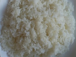 奥利奥米饭,米饭放凉后放入冰箱30分钟