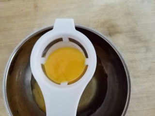 金包银蛋炒饭,鸡蛋只留蛋黄﻿﻿
