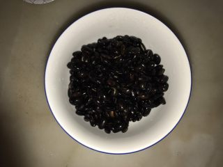 玩转苏泊尔醇浆机(一)坚果黑豆浆,黑豆提前一晚浸泡