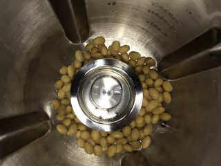 玩转苏泊尔醇浆机(二)紫薯豆浆,放入黄豆