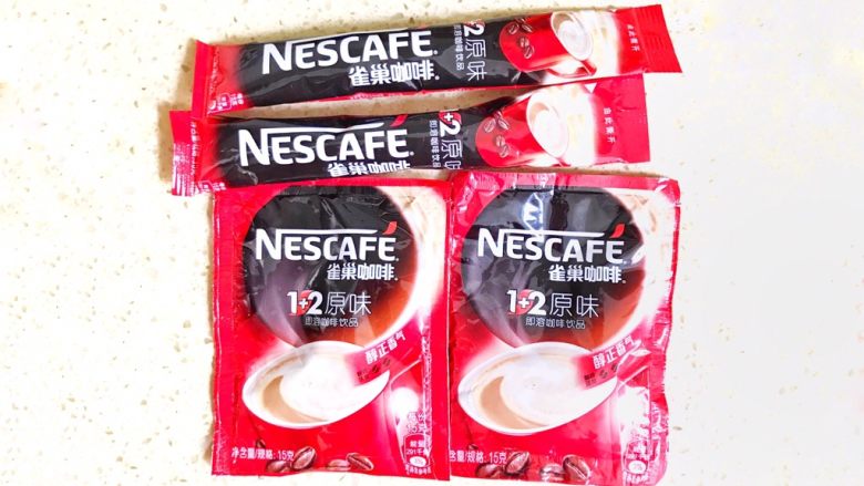 咖啡香浓醇厚的白吐司（一次性发酵）,用的是这种雀巢咖啡，味道浓郁