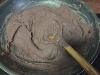 #甜食#红豆沙,此刻差不多了，更要用力翻拌