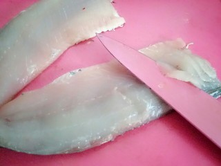 松鼠桂鱼,最关键是片花刀，我是第二次做，不是专业师傅，斜刀片，越长越好看。