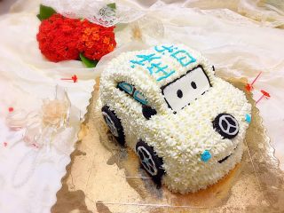 小汽车生日蛋糕,萌萌哒成品图！