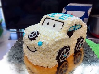 小汽车生日蛋糕,萌货汽车🚗就做好咯！