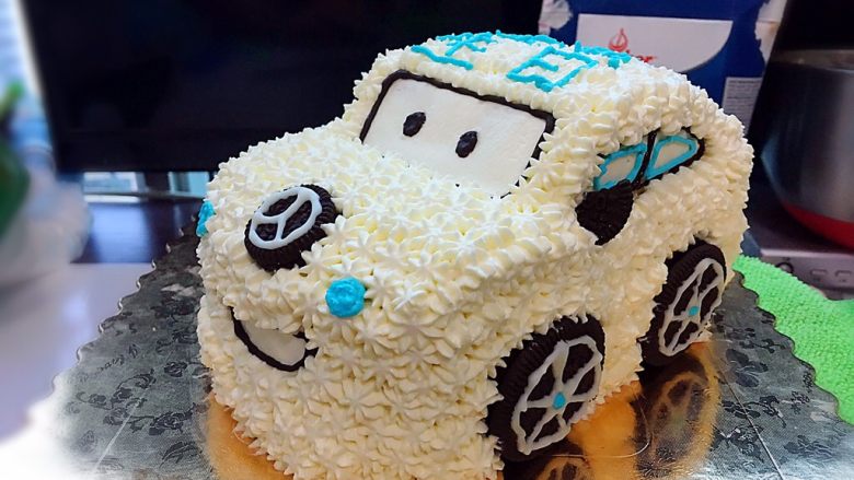 小汽车生日蛋糕,萌货汽车🚗就做好咯！