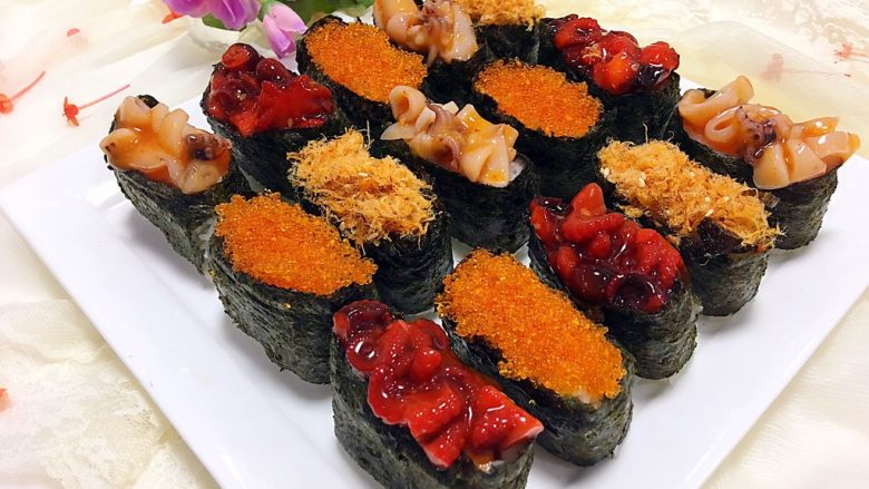 美味的军舰寿司🍣、三角饭团🍙
（附：寿司醋做法）,加入喜欢的味付料理，你喜欢的军舰寿司🍣就做好咯！