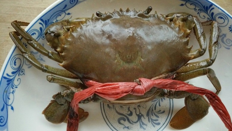 早餐螃蟹海鲜粥,螃蟹一只