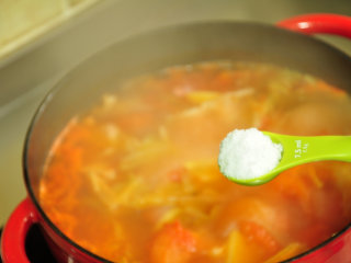 苏泊汤——冬日里的温暖,加两大勺糖调味即可。