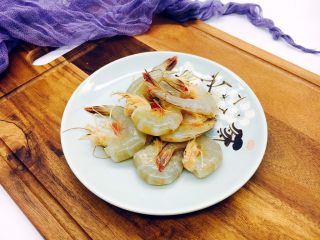 #绿色美食# 下饭神菜  面筋丝瓜煲,主要食材：鲜虾